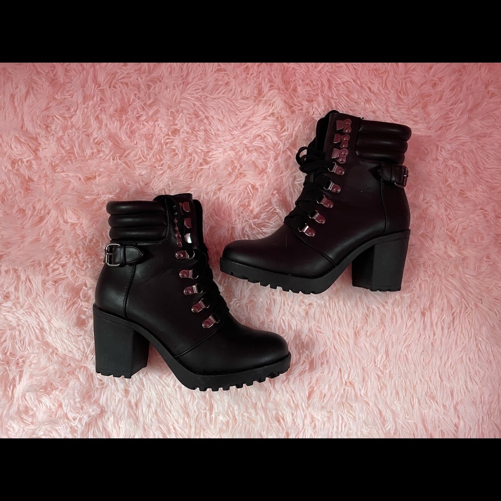 MIA annamaria combat boots